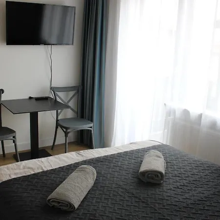 Cetniewo Stoczniowcow 32 * Władysławowo