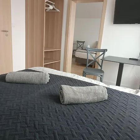 Cetniewo Stoczniowcow 32 * Władysławowo