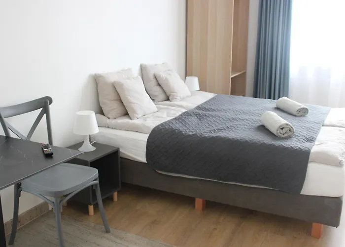 Δωμάτια σε οικογενειακή κατοικία Cetniewo Stoczniowcow 32 *